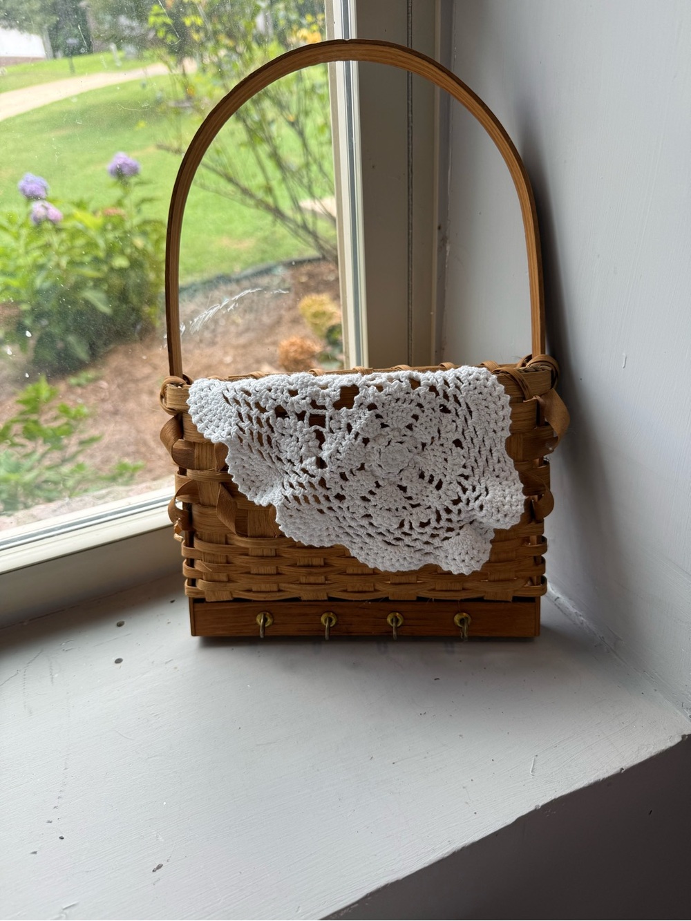 Weaved Hanging Basket key holder